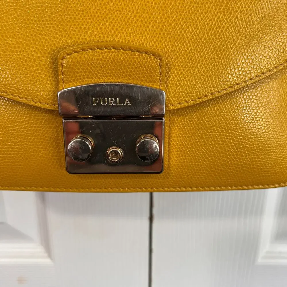 Furla Metropolis Yellow crossbody Bag Leather